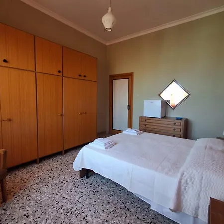 بيت ضيافة Marina 79 مارينا دي كاميروتا