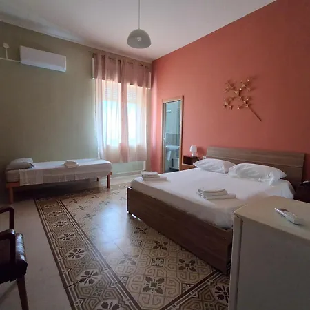 بيت ضيافة Marina 79 مارينا دي كاميروتا